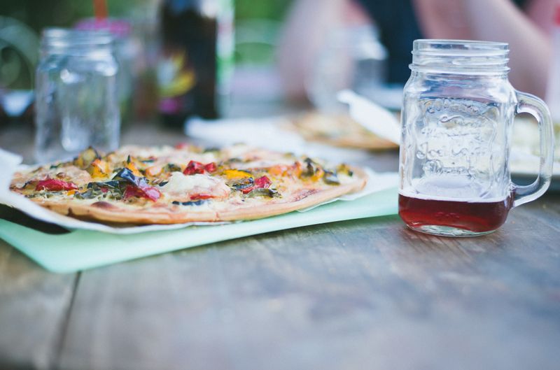 Veggie pizza